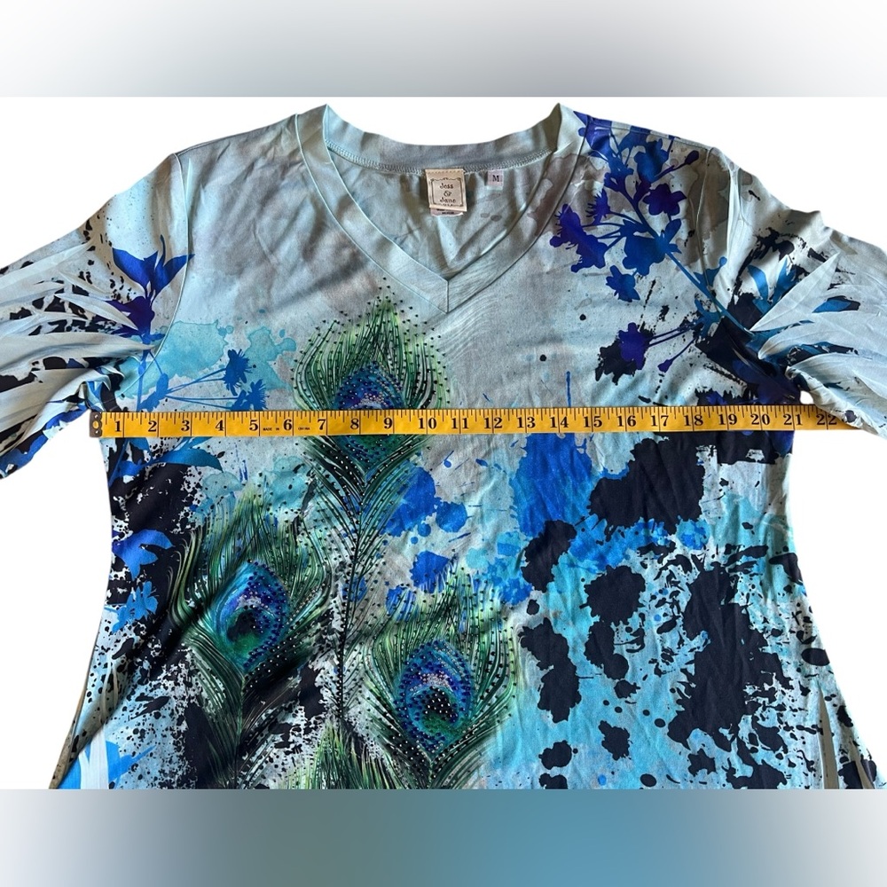 Jess & Jane Peacock Feather Print Bling Sharkbite Tunic Top 3/4 Slvs Size M - Picture 7 of 9